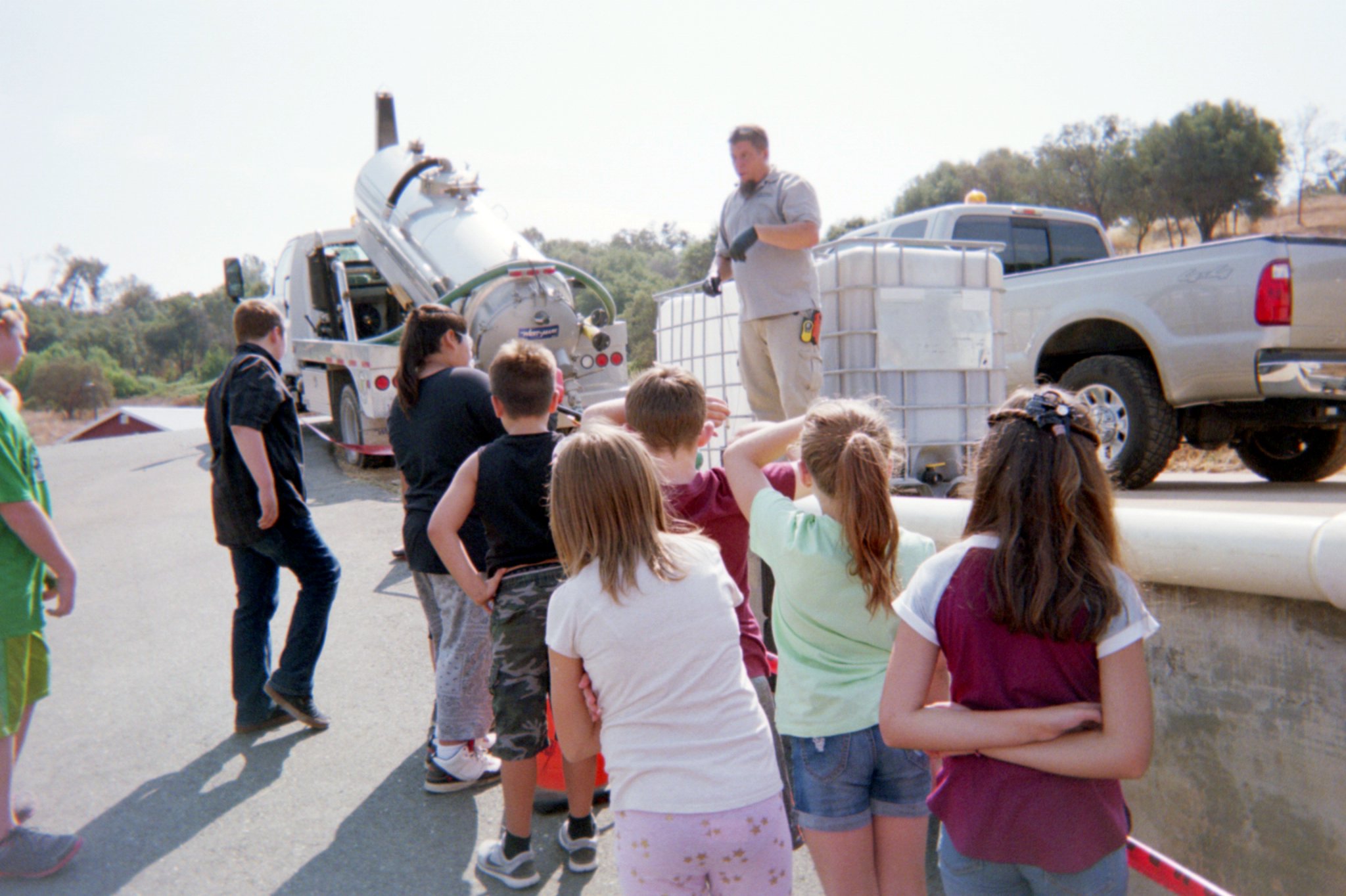 2017 Annual Elementary School Tour and Art Contest San Andreas Sanitary District